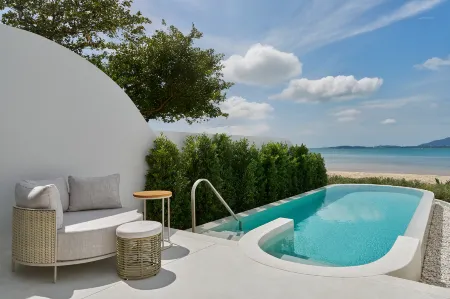 Veranda Resort Phuket, Autograph Collection (Marriott International) Отели рядом с достопримечательностью «Similan Pro Dive»