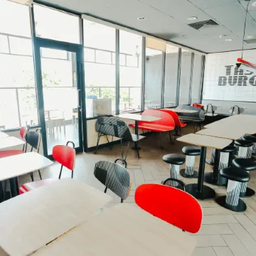 Aurora Rooms Riverdale