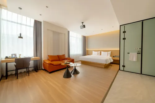 Moya  Hotel