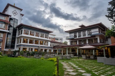 The Malla Hotel - Thamel, 2 km to Swayambhunath Temple