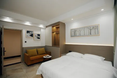 Yueshangyunjing Homestay Отели рядом с достопримечательностью «Tongliao Vocational College (Liaohe Street)»