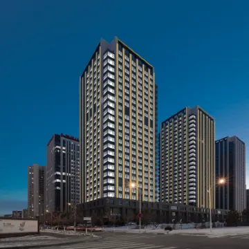 四季·深睡零壓飯店公寓（遠大購物中心國金醫院店） 红嘴子附近的飯店