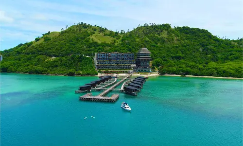 Katamaran Hotel & Resort Komodo