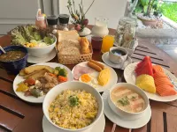 Silom Serene A Boutique Hotel Hotels near MahaNakhon
