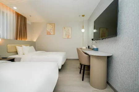 Kangyue Century Hotel Отели рядом с достопримечательностью «Qintong Ancient Town»