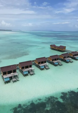 Moana Water Village Semporna Отели в г. Остров Пом-Пом