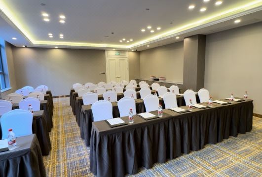 2. 비엔나 인터내셔..