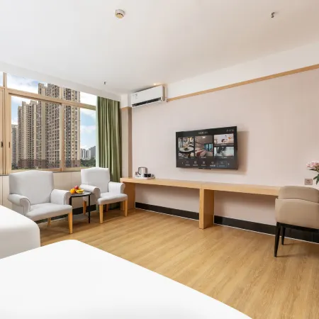 Joy Hotel (Foshan Nanhai Pengruili Jihua Plaza)