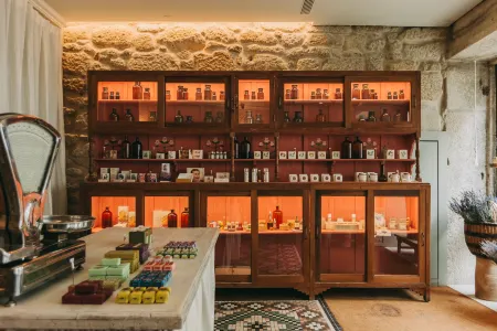 Torel Saboaria Отели рядом с достопримечательностью «Church of Santa Clara»