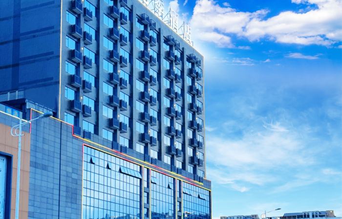 Flower Season Hotel