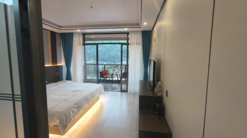 Xijiang Life Xiaozhu Homestay - 2성급