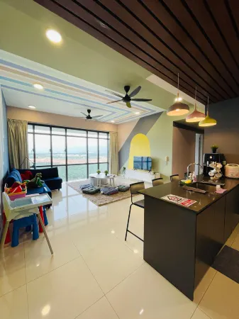 GrandMedini Residence near Legoland by Ucome Homestay Отели рядом с достопримечательностью «Puteri Harbour International Ferry Terminal»