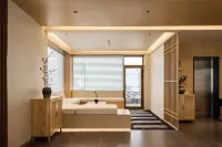 Encounter·Home Inn (Dajiuhu Pingqian Branch, Shennongjia) Hotels near Banbi Rock