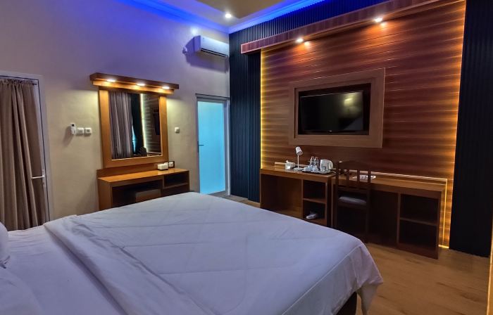 Parai Beach Resort Telengria