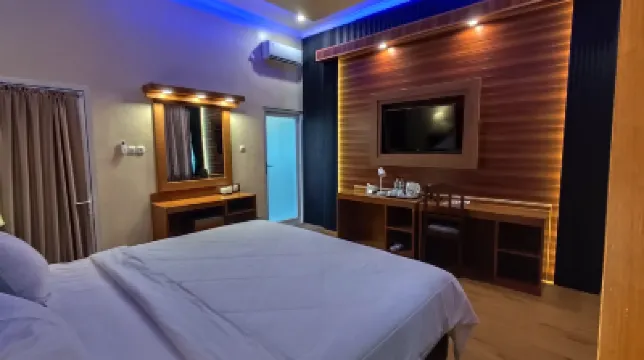 Parai Beach Resort Telengria Hotels near Teleng Ria Beach