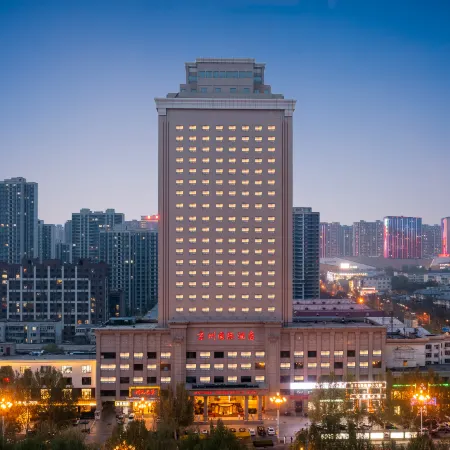 Shijiazhuang Jingzhou International Hotel (Chang'an Wanda Tangu Subway Station Branch) Отели рядом с достопримечательностью «Чанган»