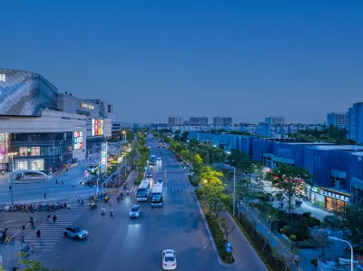 Yilong Anyue Hotel (Shanghai Gutang Road Subway Station Branch) Hotels near Sanda University (Jinhai Road)