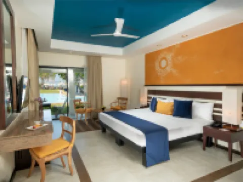 海豚俱樂部酒店 鄰近St.Odilia Catholic Church的酒店