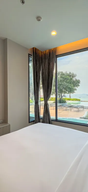 ห้องสวีทแบบหนึ่งห้องนอนพร้อมทางเข้าสระว่ายน้ำ