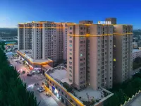 Super 8 Selected Hotel (Qishi Daguanyuan Kashgar Leining International Airport Branch)