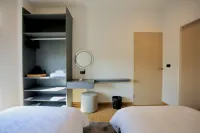 myrrh. Resort Hotels in Prachinburi