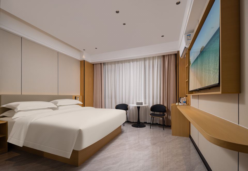 스마트 시스템이 완비된 객실 내부