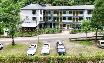 Dayi District Snail Soup Home Stay