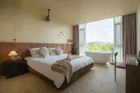 PuQi Hotels near Fortuna Bend