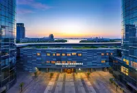 Days Hotel by Wyndham Suzhou Dushu Lake Các khách sạn gần Longwei Marina