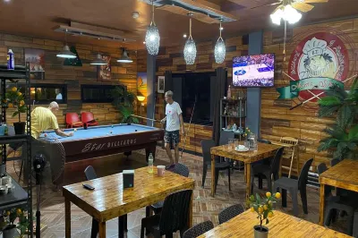 Mom Shie's Apartelle La Union فنادق في 