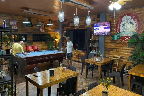 Mom Shie's Apartelle La Union Hotels in Bauang