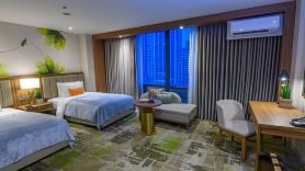 MCollection - Business & Leisure Stay in Eastwood City