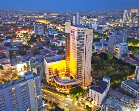 Wyndham Surabaya Hotels in Genteng