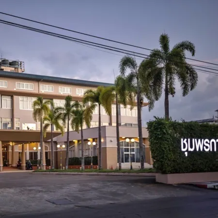 Chumphon Gardens Hotel