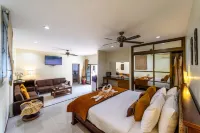 Siam Court Hotel and Resort