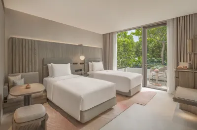 Kromo Bangkok, Curio Collection by Hilton Hotels in Bangkok