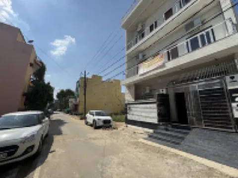 Shree Hanumat Kripa Dham โรงแรมในวรินทวาน