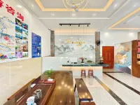 陽朔古榕菲麗利民宿（20元人民幣背景興坪古鎮）