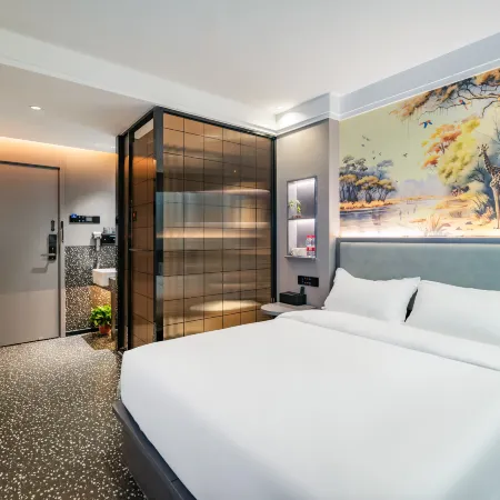 Yixin Hotel (Beijing Tiantan Park Puhuangyu Subway Station)