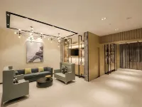 City Comfort Inn Hotel (Huanggang Institute of Science and Technology)