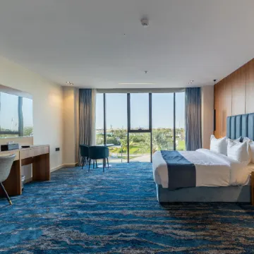 Blue Breeze Hotel