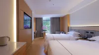 โรงแรม ไลท์ ลักซ์ชัวรี่ ควนตั๋ว (ห้างสรรพสินค้า เจี้ยนเฉียง ชวนหนาน)