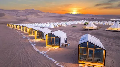 Dunhuang Fanting • Family Vacation Stargazing Homestay Отели в г. 