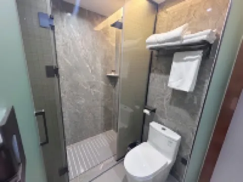 Xiangting Tingyuan Hotel (Ganzhou Economic and Technological Development Zone) Hotels near Tongtian Grotto