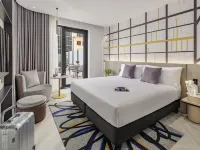 Hotel Indigo Melbourne Little Collins by IHG Hotels near Target Centre Melbourne