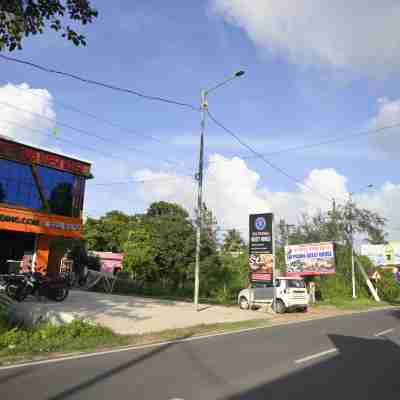 Sai Padma Guest House Hotel Exterior