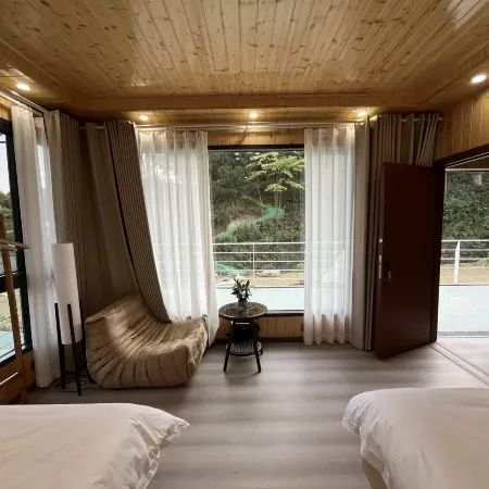 Fenghuangquan Resort Hotel