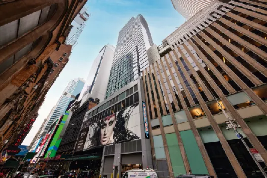 Riu Plaza Manhattan Times Square Отели рядом с достопримечательностью «Рокфеллеровский центр»