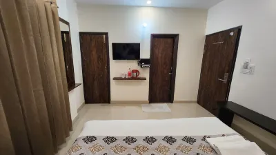 โรงแรม กฤษณะ โรงแรมใกล้Guru Nanak Dev University