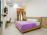 Tripletree Novon Family Hotel Hotels in Blimbing